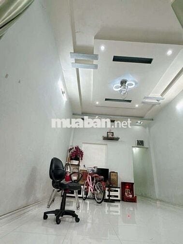 Nhà 100m kdc gần trường cấp 1.2.3 Dĩ An vào 300m p. Dĩ An