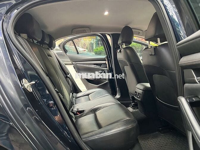 Mazda 3 1.5 AT luxury sx 2022 đk 2023
