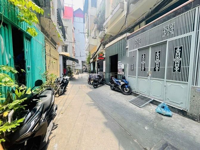 Bán nhà cũ tiện cải tạo Lý Thái Tổ - Q.10 - 31m2 nở hậu - giá 4,97 tỉ