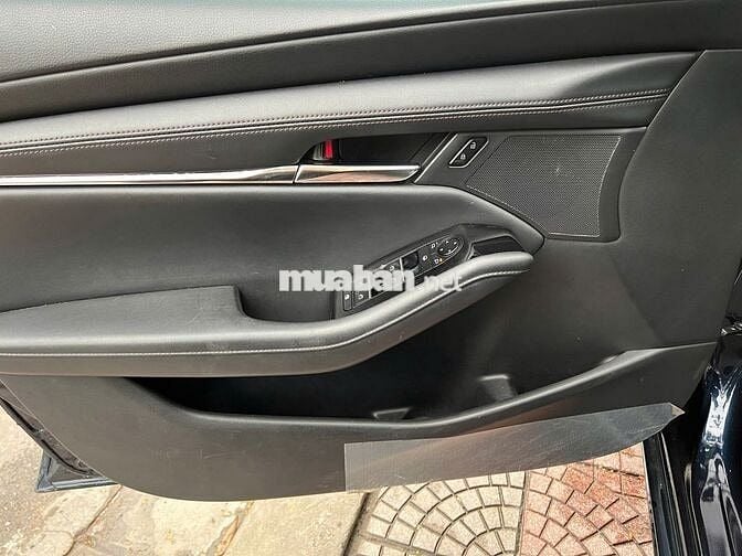 Mazda 3 1.5 AT luxury sx 2022 đk 2023
