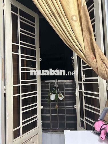 Share phòng có ban công 1:1 nữ 1tr4 Cao Thắng quận 3