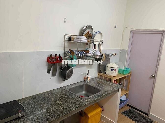 Cho thuê nhà nguyên căn hẻm 220 Hoàng Hoa Thám