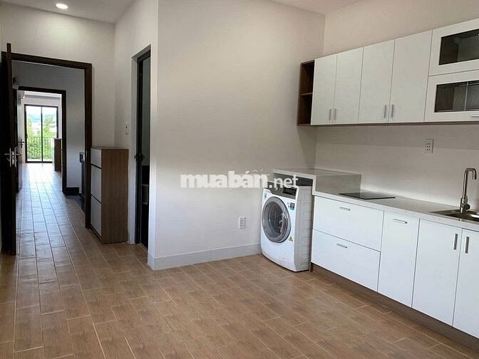 Cho thuê căn hộ 1 phòng ngủ mới keng ngay biển Phạm Văn Đồng
