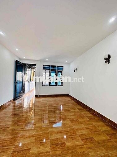 Bán Nhà Hoàng Sâm Hoàng Quốc Việt Cầu Giấy S40m 4T Giá 7.3 tỷ