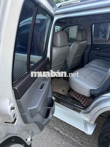 Ford Everest 2013 2.5L 4x2 MT - 100000 km