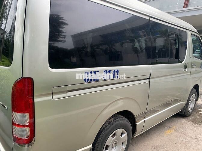 Toyota Hiace 2005 - xe xài kỹ còn rất đẹp