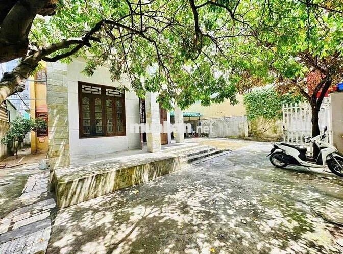 MẶT BẰNG KD 2 TẦNG MT LOSEBY, DT 300M2 NGANG 15M