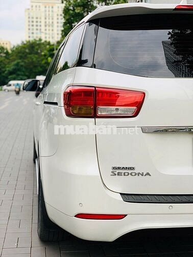 Kia Sedona 2016 3.3 GAT - 150000 km