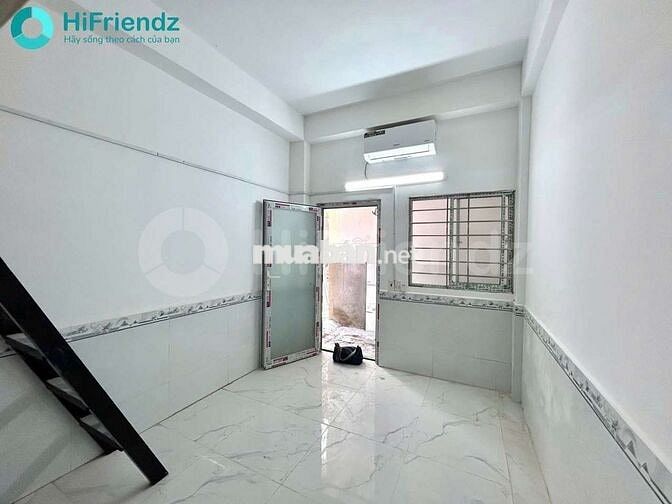 DUPLEX MỚI XÂY 100% - THANG MÁY - NHÀ XE RỘNG - THUẬN TIỆN QUA Q5,10