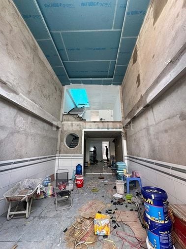 Nhà phố hiện đại đang hoàn thiện nội thất – Lô nhì mặt tiền HXH H.Tấn