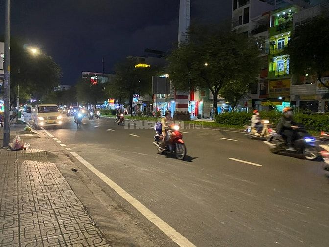 Cho thuê nhà mặt tiền Hồng Bàng, P.16, Q.11 giá 24tr