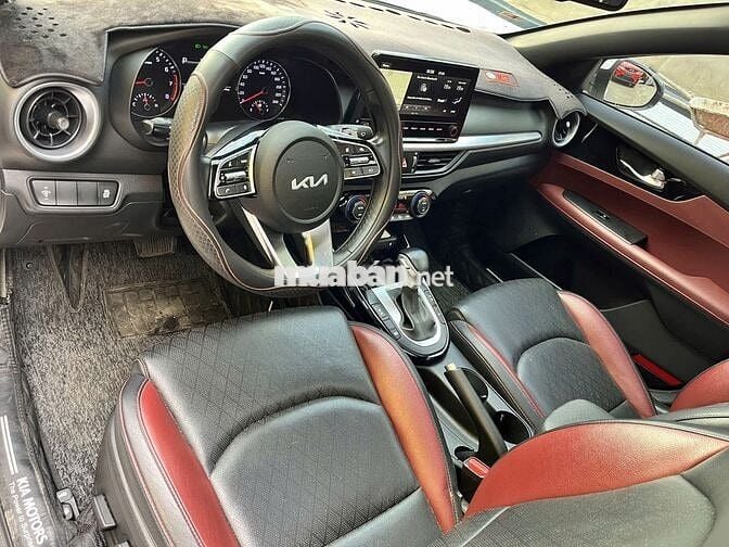 KIA K3 2.0 PREMIUM 2022 GIA ĐÌNH LƯỚT 1 CHỦ HT 70%