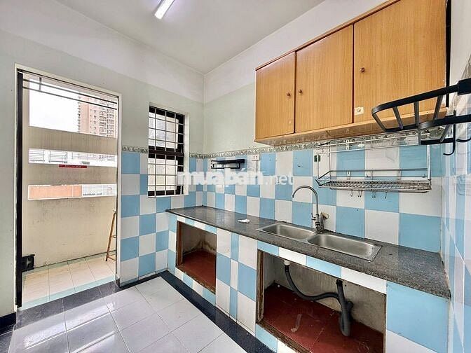 CHUNG CƯ BÌNH PHÚ Q6 TRỐNG PHÒNG 2PN 1WC SIÊU RỘNG