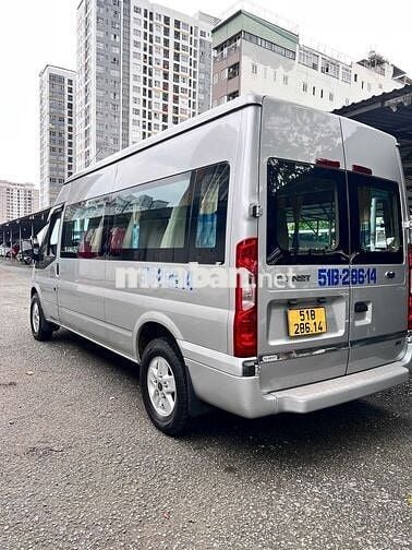 Ford Transit 2019 Luxury chỉ đưa rước NV, như mới