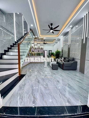 Nhà trệt lầu sổ hồng hoàn công  chỉ 3tỷ 2 thương lượng