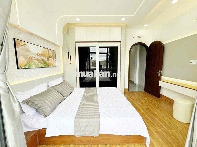 Nhà Đẹp 5 Tầng — Gần Hương Lộ 2 Bình Trị Đông (4m x 12m) Hướng Tây