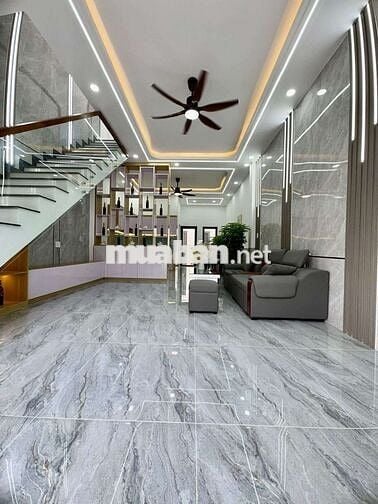 Nhà trệt lầu sổ hồng hoàn công  chỉ 3tỷ 2 thương lượng