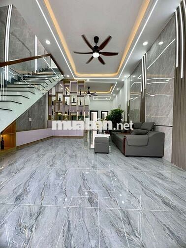 Nhà trệt lầu sổ hồng hoàn công  chỉ 3tỷ 2 thương lượng