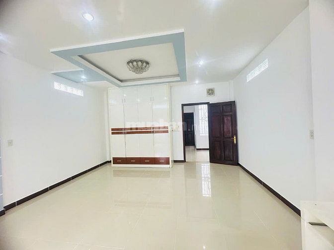 🚗 Nhà phố Quận 3 – Hẻm ô tô 6m – Ngang 5,25m hiếm có