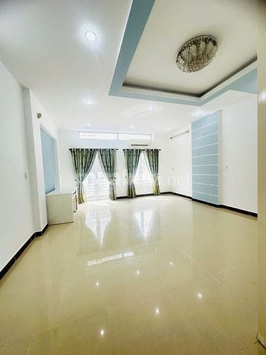 🚗 Nhà phố Quận 3 – Hẻm ô tô 6m – Ngang 5,25m hiếm có