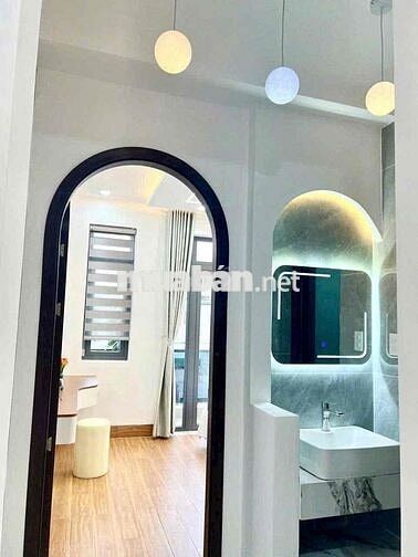 Nhà Đẹp 5 Tầng — Gần Hương Lộ 2 Bình Trị Đông (4m x 12m) Hướng Tây