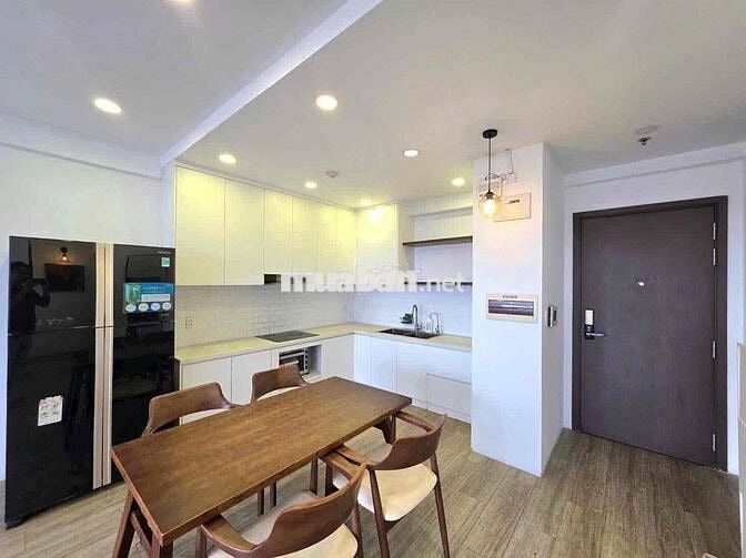 Cho thuê căn 2PN.2WC phòng khách rộng ở ngay y hình-Orchard Parkview