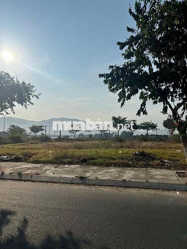 Bán Đất TĐC Hòn Rớ 2 Phía Sông Đường Nhựa Lớn Sổ Đỏ Riêng