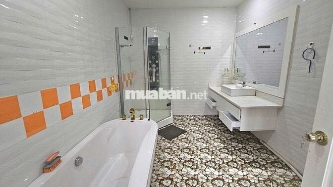 640m2, M.TIỀN LỚN, SUỐT 10X16, 4TẦNG, 6PN 6WC
