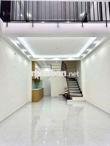 Cho thuê nhà đg nội bộ cmt8.p5.tân bình