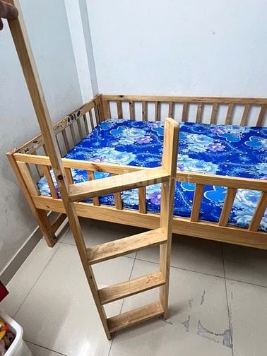 Giường 2 tầng gỗ cao su 1,2 x 2m x 1,6m tặng Nệm
