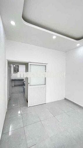 NHÀ NC 2TẦNG 2PN FULL NT TRUNG TÂM Q1 phù hợp gđ ở, sv ghép KDOL Rấtok