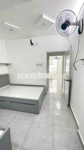 NHÀ NC 2TẦNG 2PN FULL NT TRUNG TÂM Q1 phù hợp gđ ở, sv ghép KDOL Rấtok