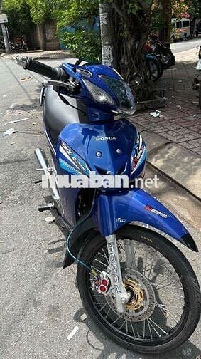 Wave 50cc vô đồ xịn ,xe đẹp máy ok đang sd tốt