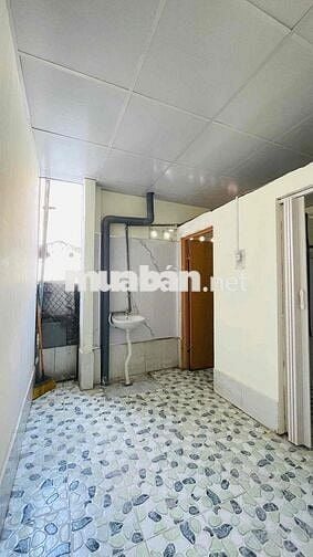 Chính chủ cho thuê nhà mặt tiền gần chợ Thủ Đức