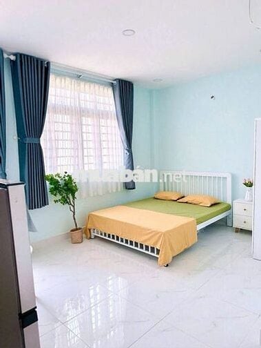 PHÒNG TRỌ FULL NỘI THẤT BAN CÔNG RIÊNG –  5 PHÚT ĐẾN ĐẠI HỌC KINH TẾ