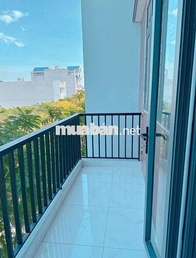 PHÒNG TRỌ FULL NỘI THẤT BAN CÔNG RIÊNG –  5 PHÚT ĐẾN ĐẠI HỌC KINH TẾ