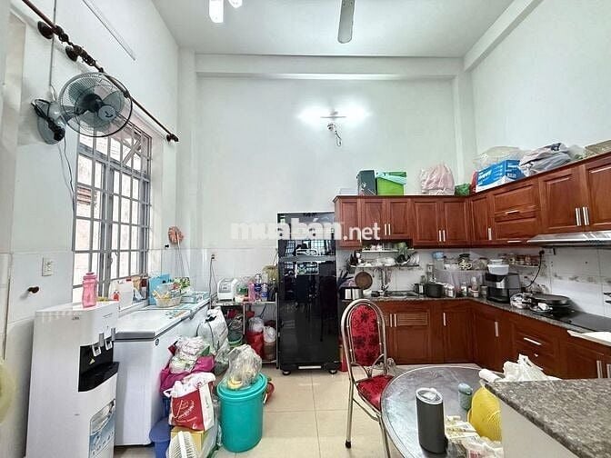 CHO THUÊ NHÀ 2 LẦU ĐƯỜNG 5 BÌNH THỌ. THỦ ĐỨC