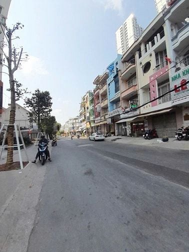 NHÀ BÁN TRẦN VĂN KIỂU Q6 - ĐỐI DIỆN CC CAPELLA (4X18) GIÁ 13,8 TỶ