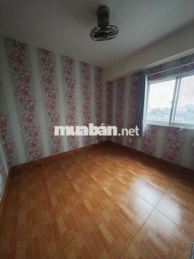 CHUNG CƯ 75M2 - 2PN , 2WC -  CÓ HẦM XE, THANG MÁY, BẢO VỆ - GIÁ QUÁ RẺ