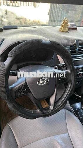 Hyundai Accent 2015 1.4 AT - 71042 km