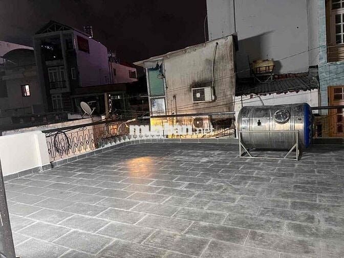 Cho thuê nhà góc 2MT HBG Lê Quang Định P.7, Q.Bình Thạnh