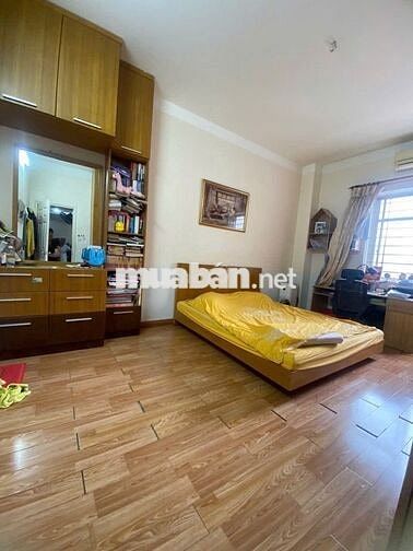 BÁN CĂN HỘ CHUNG CƯ  ĐÔNG QUAN - QUẬN CẦU GIẤY ( DT: 84M; TẦNG TRUNG )