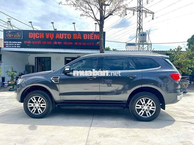 Ford Everest 2019 Trend 2.0L  AT 4x2 - 72000 km