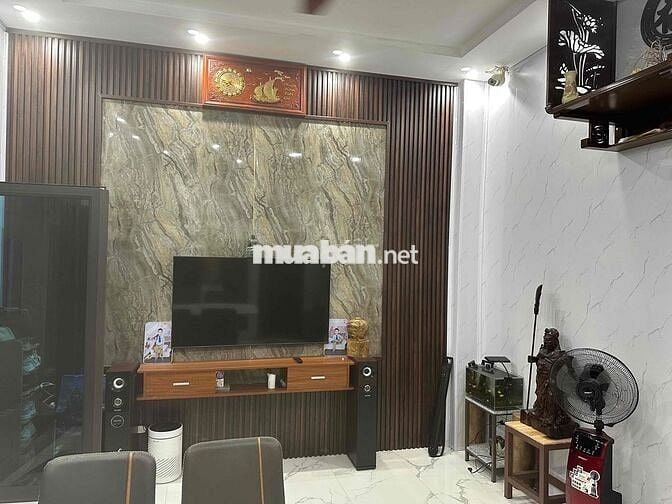 Bán nhà mới tặng nội thất,Định Công Thượng