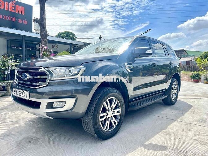 Ford Everest 2019 Trend 2.0L  AT 4x2 - 72000 km