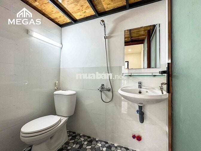Trống Sẵn Studio Nội Thất Cơ Bản Ban Công Thoáng Ngay Nguyễn Thái Sơn