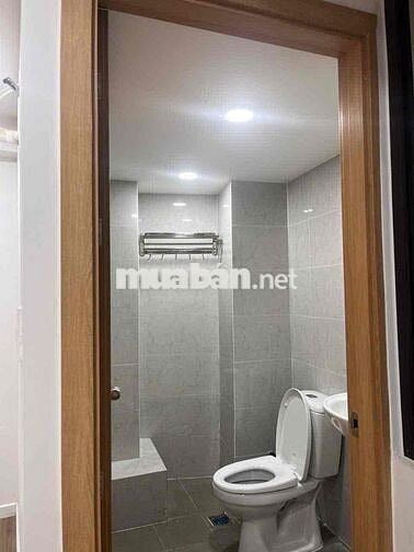 Cho thuê nhà góc 2MT HBG Lê Quang Định P.7, Q.Bình Thạnh