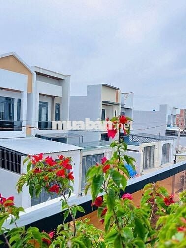 Nhà gần chợ Bình Chánh - 1T1L - 3PN