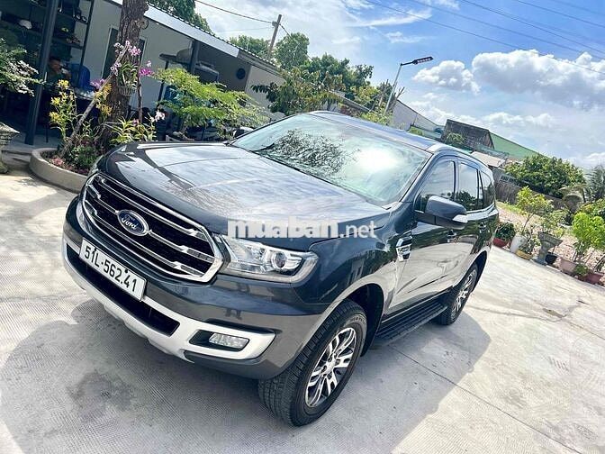 Ford Everest 2019 Trend 2.0L  AT 4x2 - 72000 km