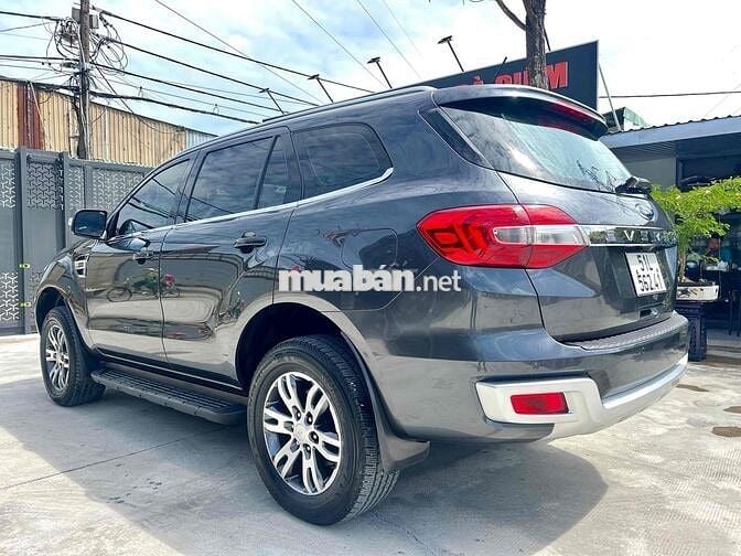 Ford Everest 2019 Trend 2.0L  AT 4x2 - 72000 km